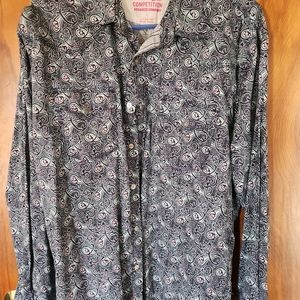 Wrangler Men's large button down Paisley print